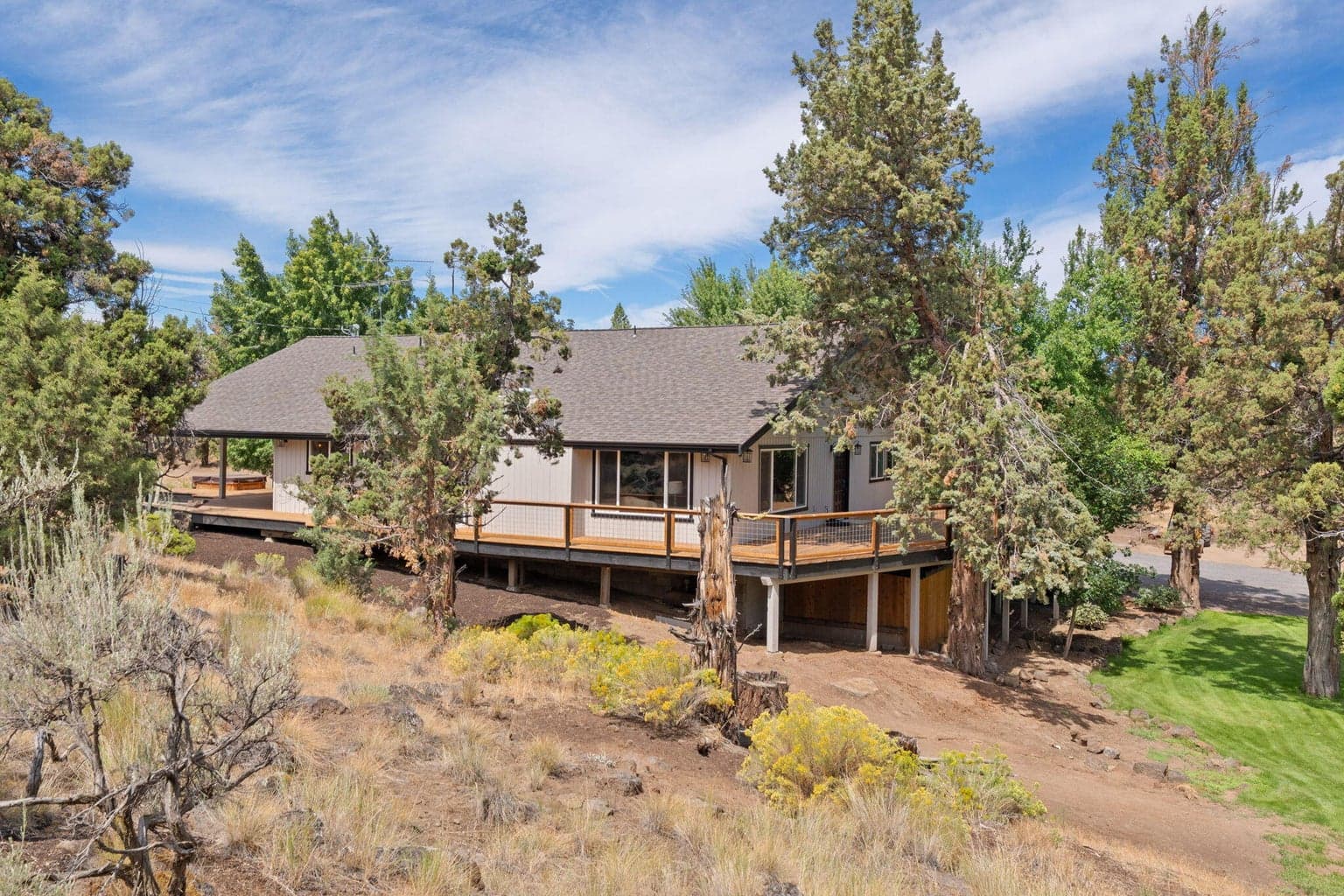 Photo of 62155 Cody Road 57 of 59