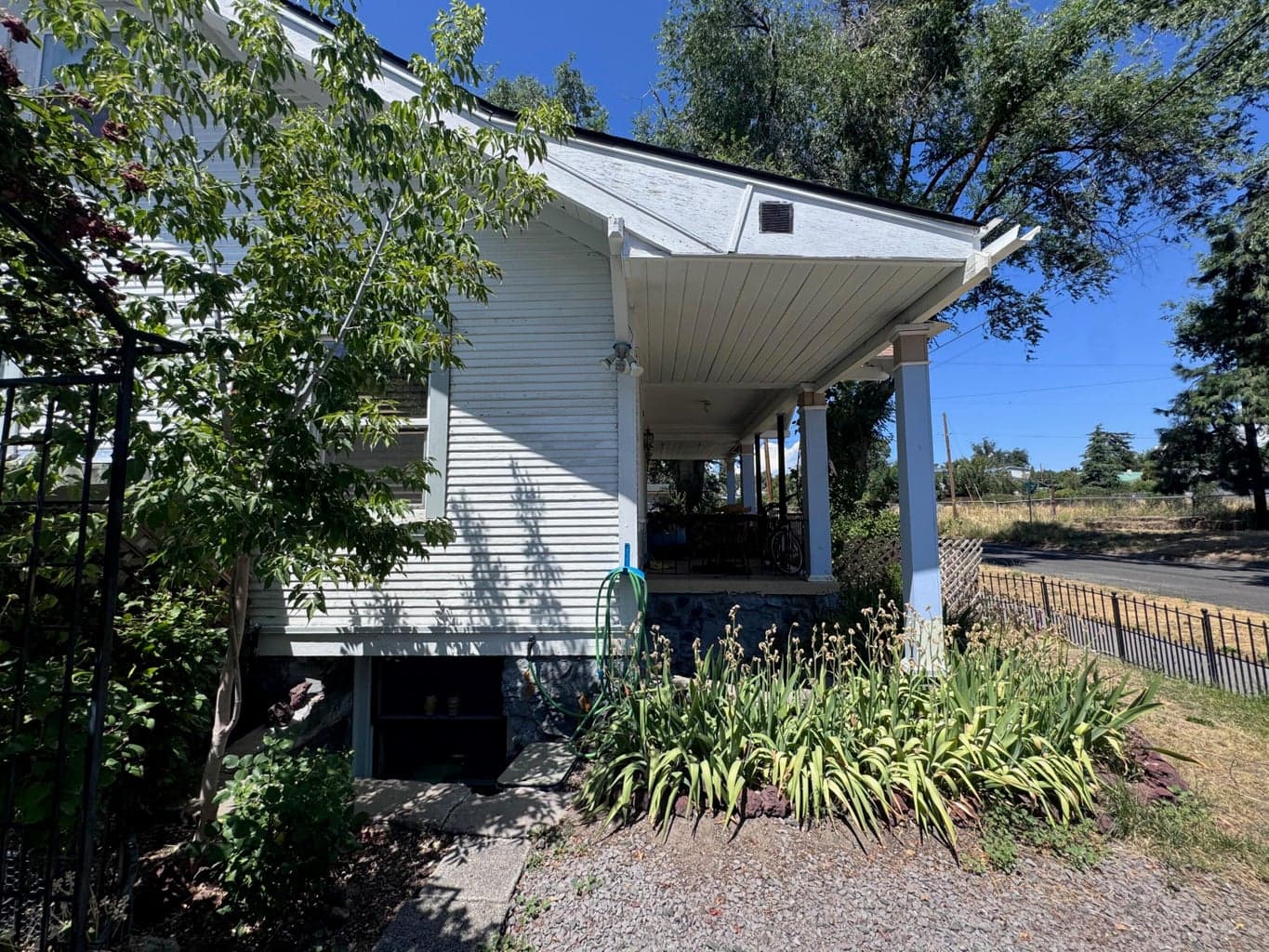Photo of 632 10th 5 of 39