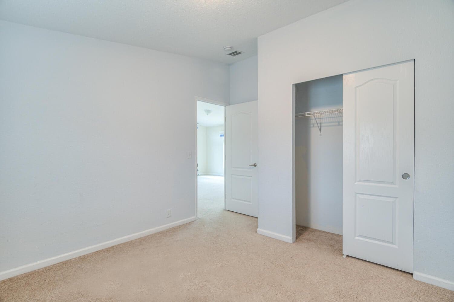 Photo of 52207 Elderberry Lane 11 of 34