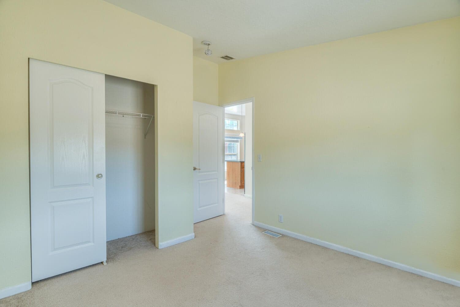 Photo of 52207 Elderberry Lane 14 of 34