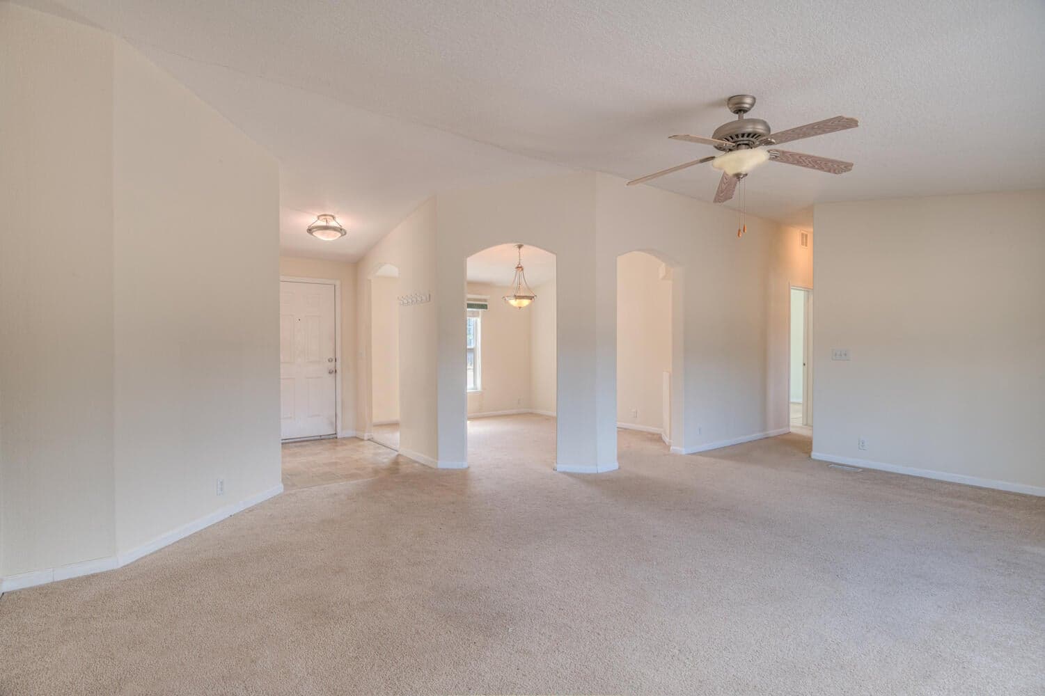 Photo of 52207 Elderberry Lane 16 of 34
