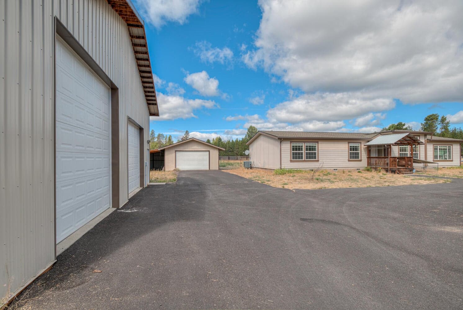 Photo of 52207 Elderberry Lane 24 of 34