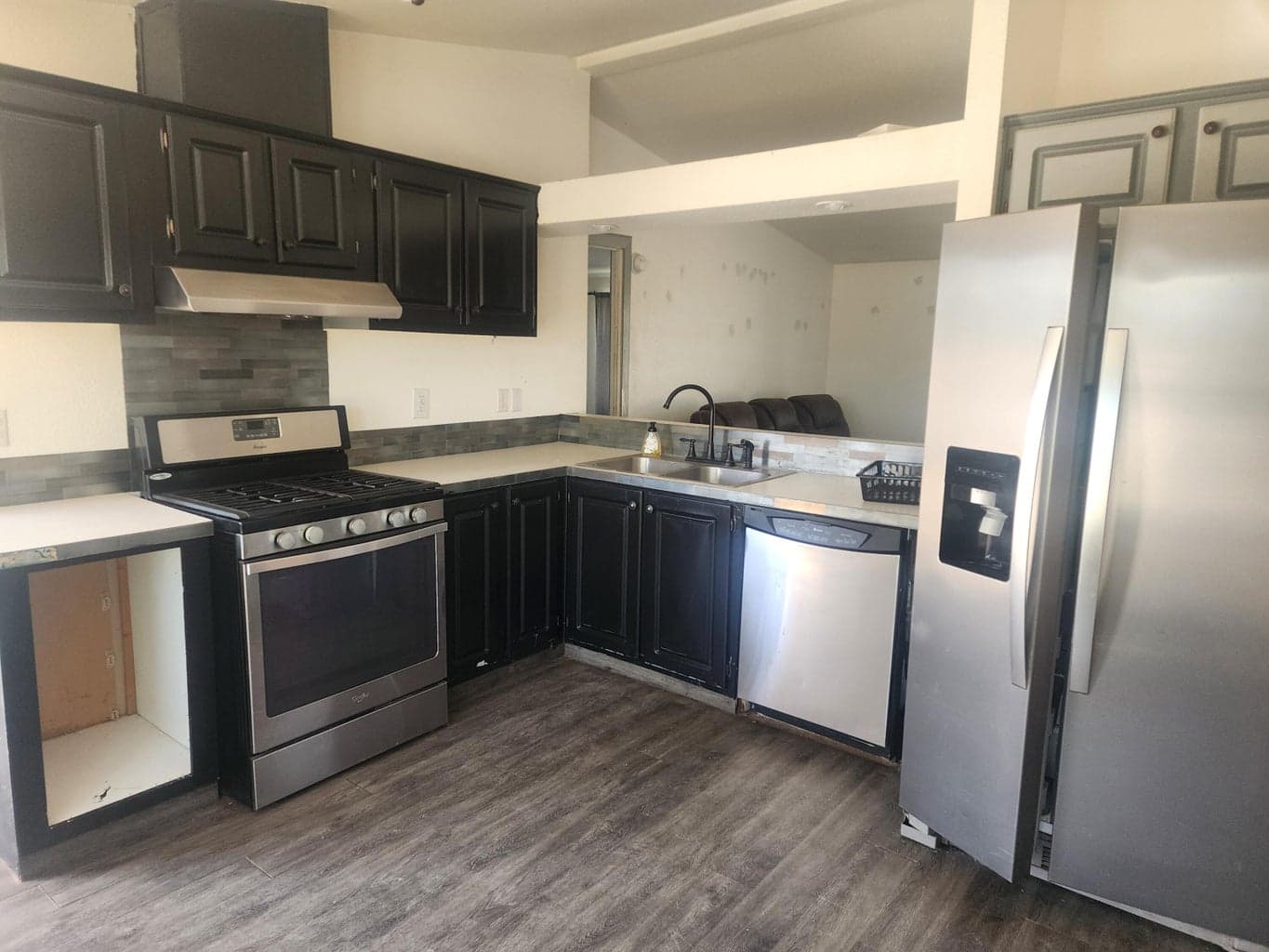 Photo of 333 Redwood 2 of 12