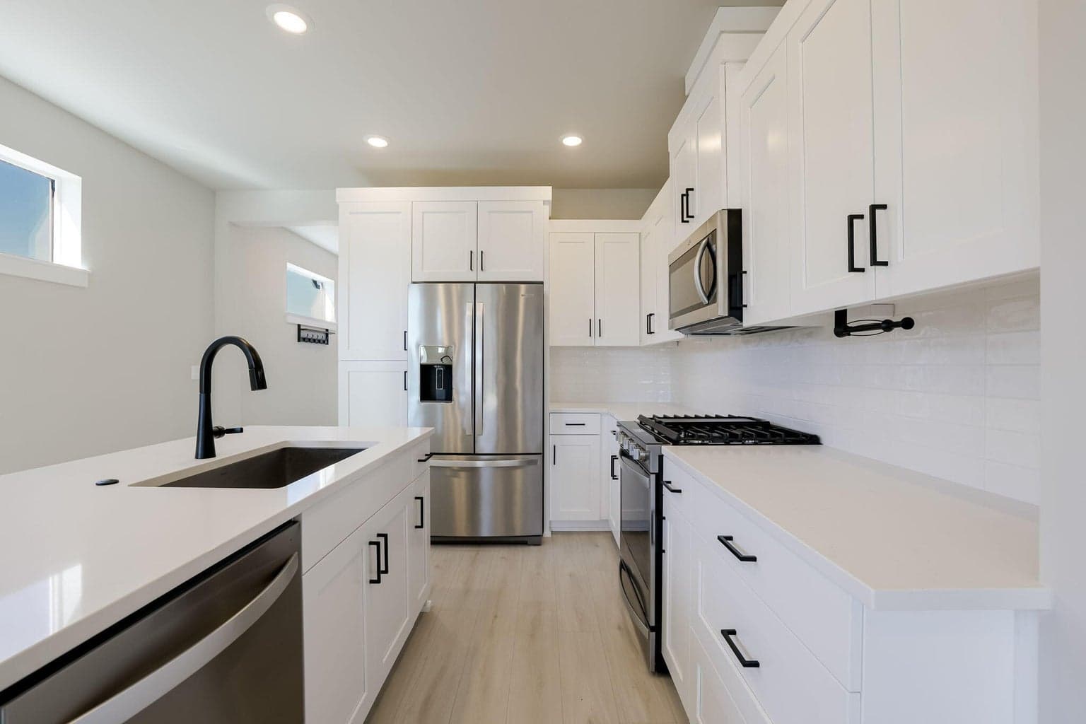Photo of 4166 SW 47th Place 12 of 33