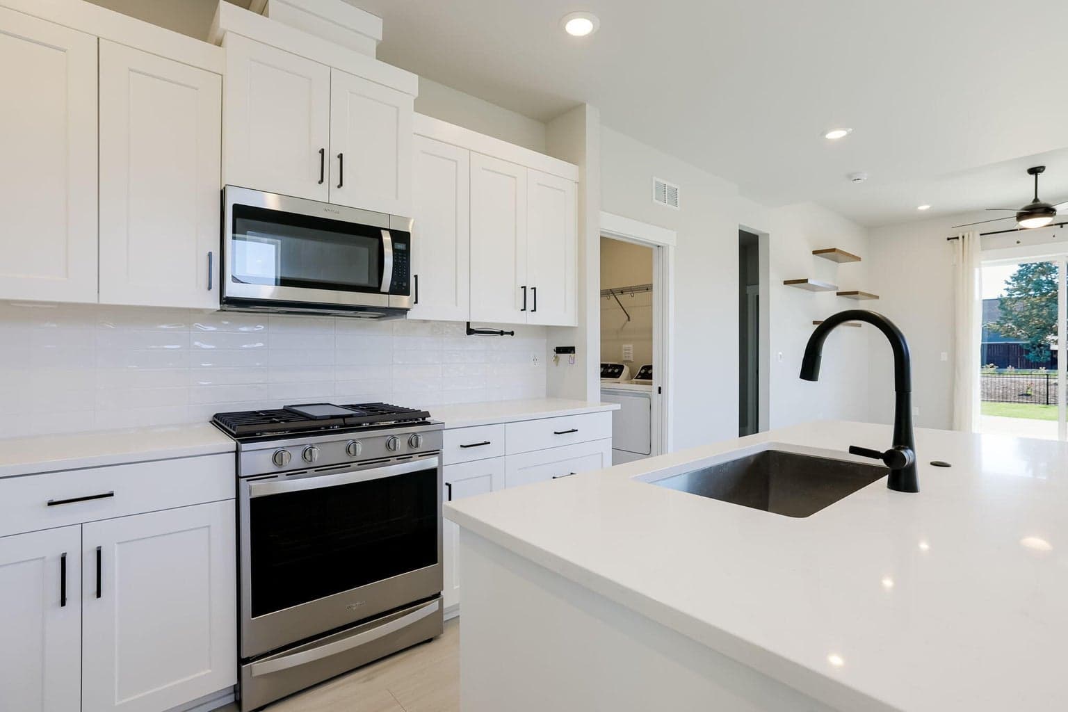 Photo of 4166 SW 47th Place 13 of 33