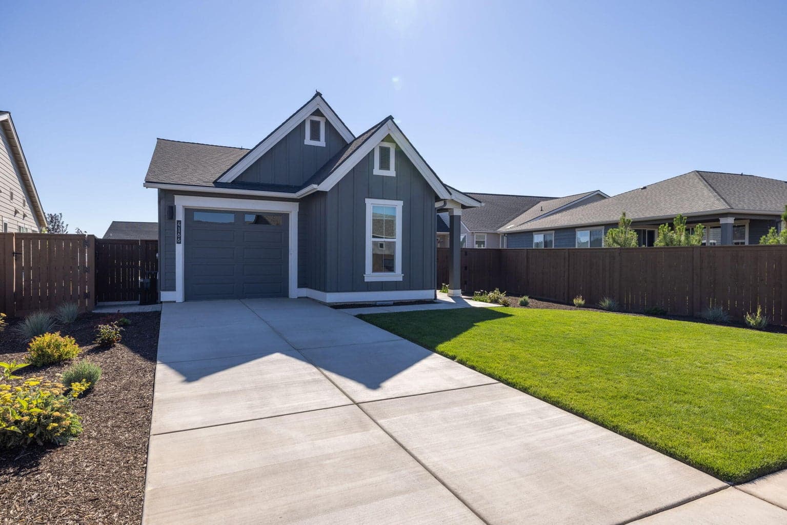 Photo of 4166 47th 3 of 33
