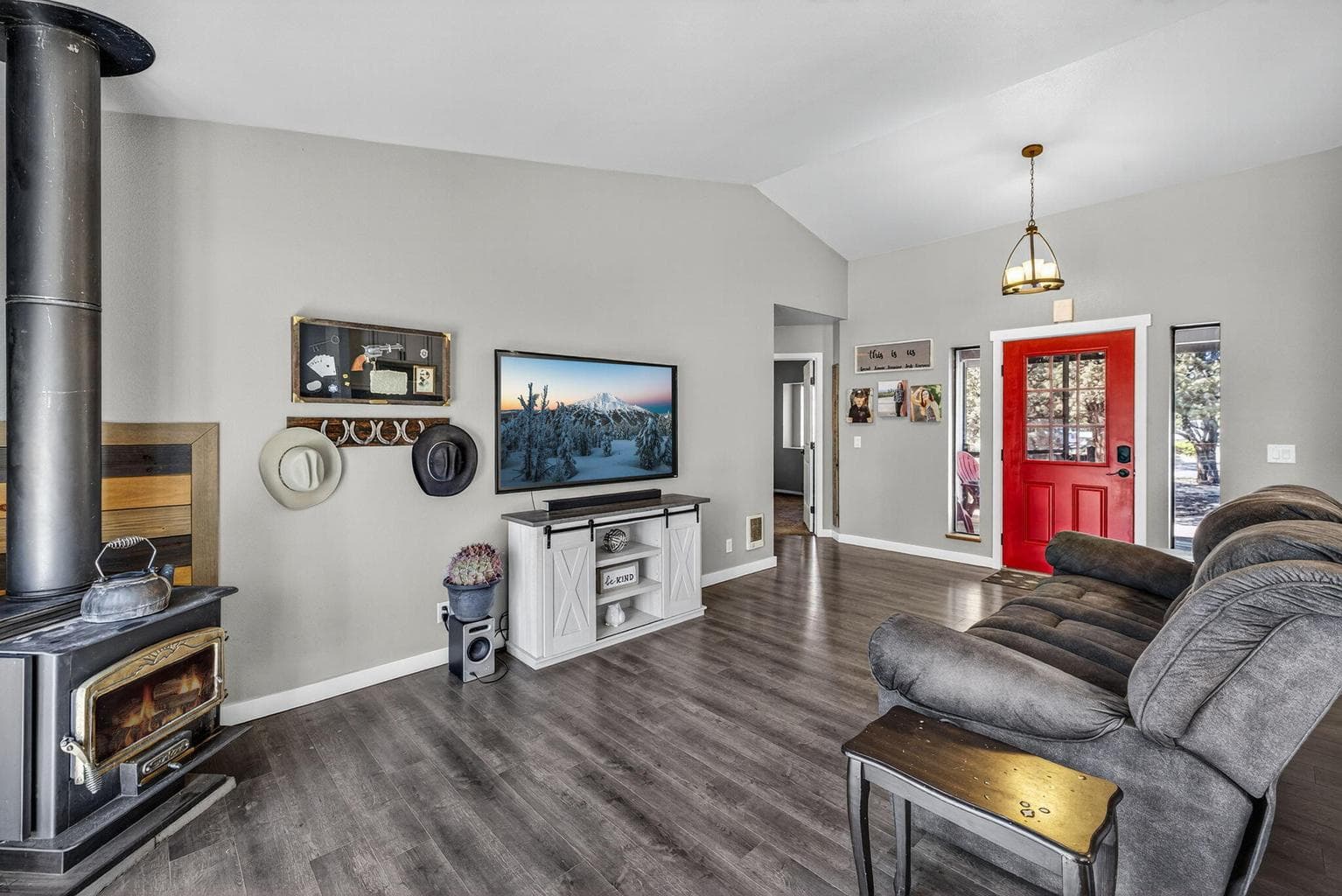 Photo of 3716 32nd 4 of 33