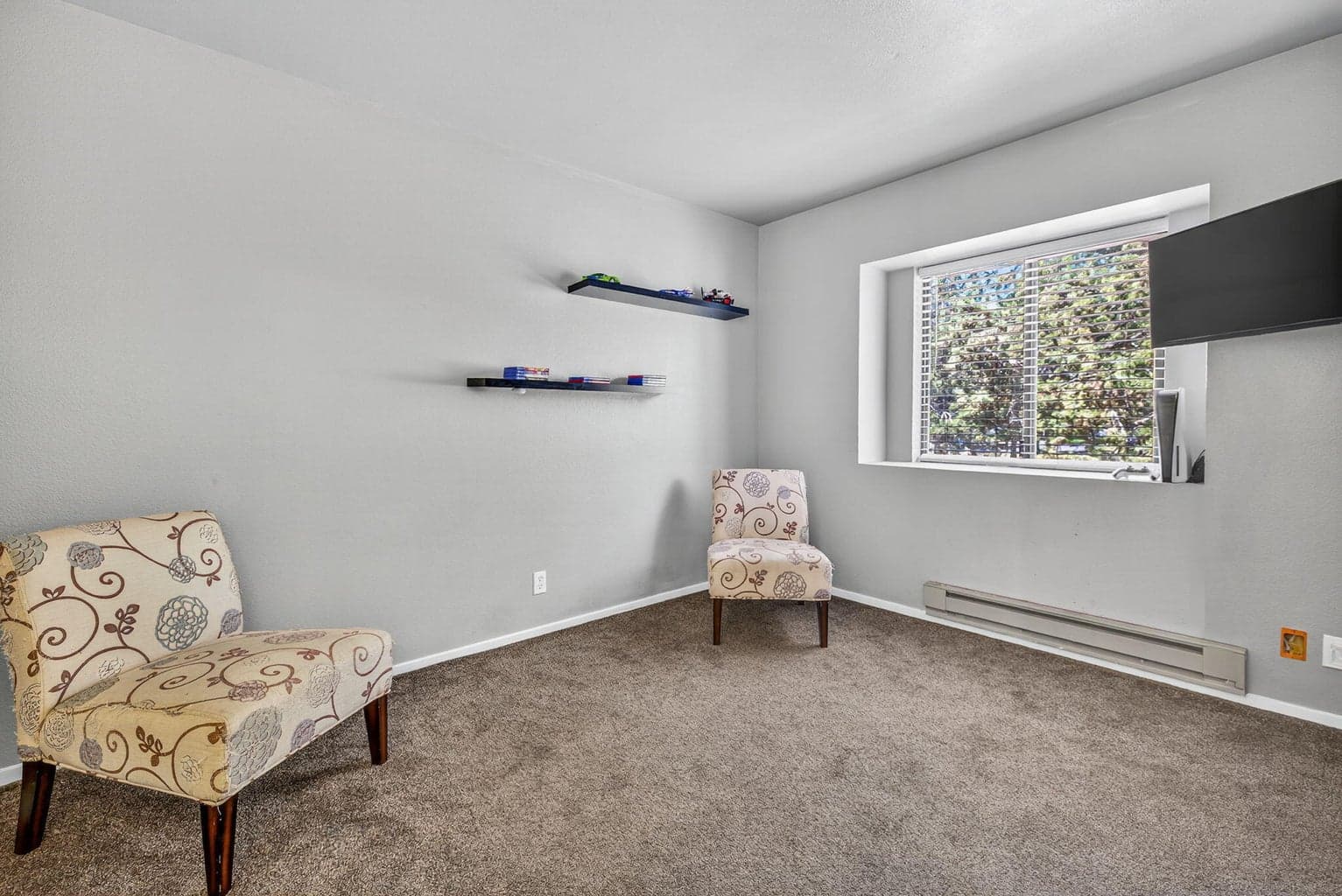 Photo of 3716 SW 32nd Street 16 of 33