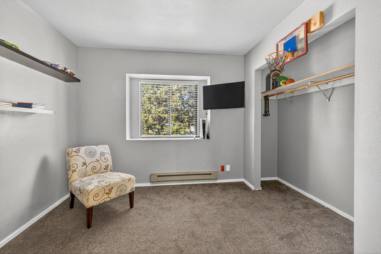 Photo of 3716 SW 32nd Street 17 of 33