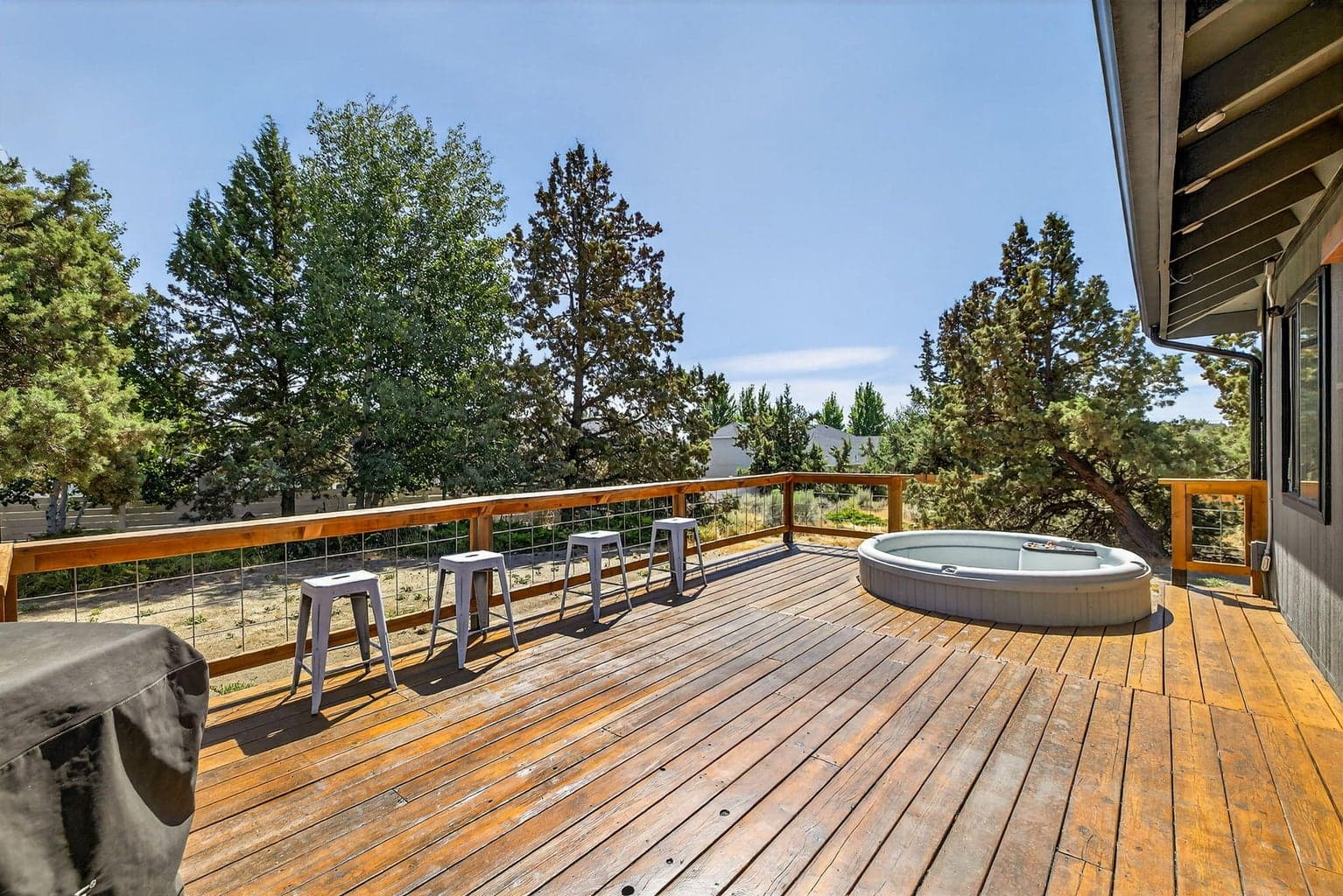 Photo of 3716 SW 32nd Street 21 of 33