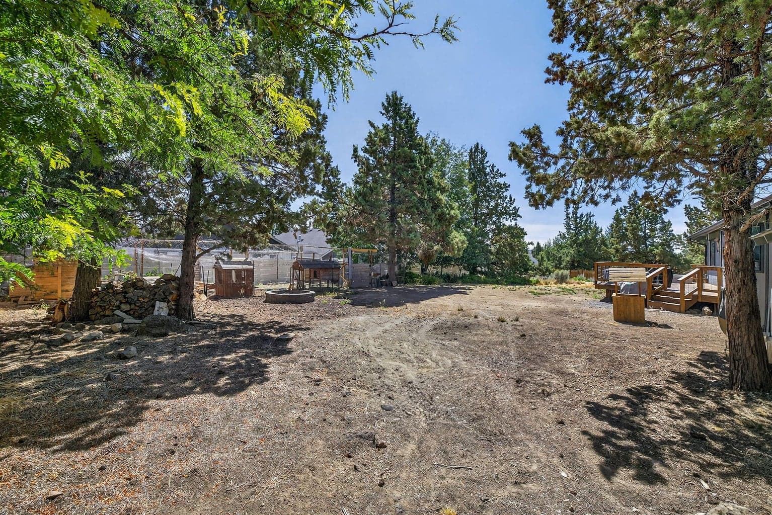 Photo of 3716 SW 32nd Street 23 of 33