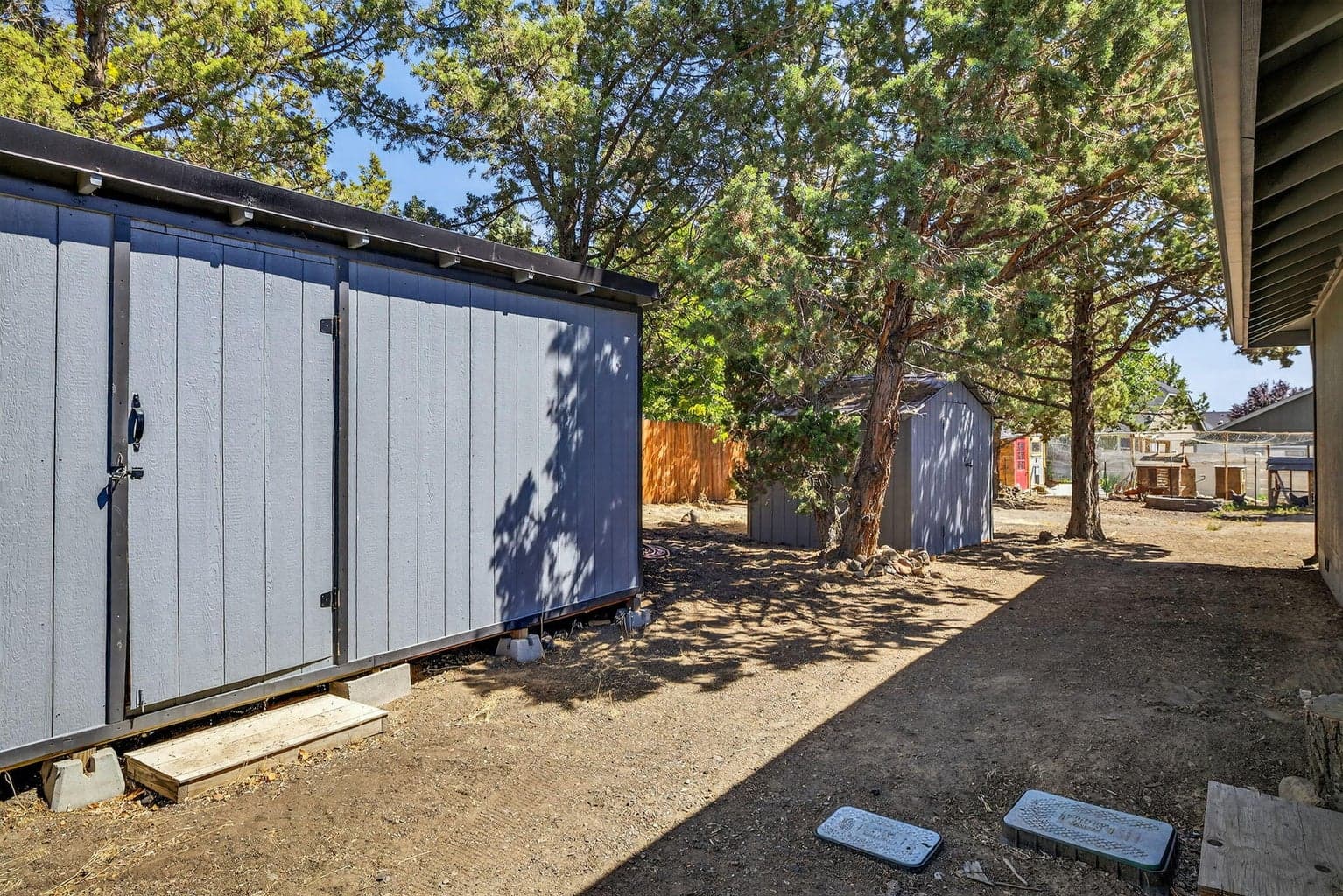 Photo of 3716 SW 32nd Street 29 of 33