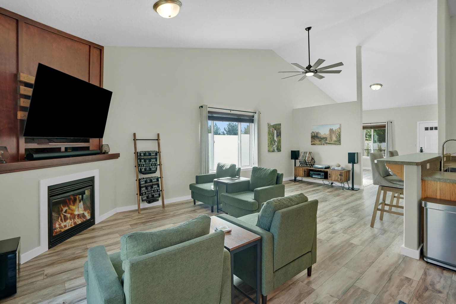 Photo of 63277 Stonewood Drive 8 of 35