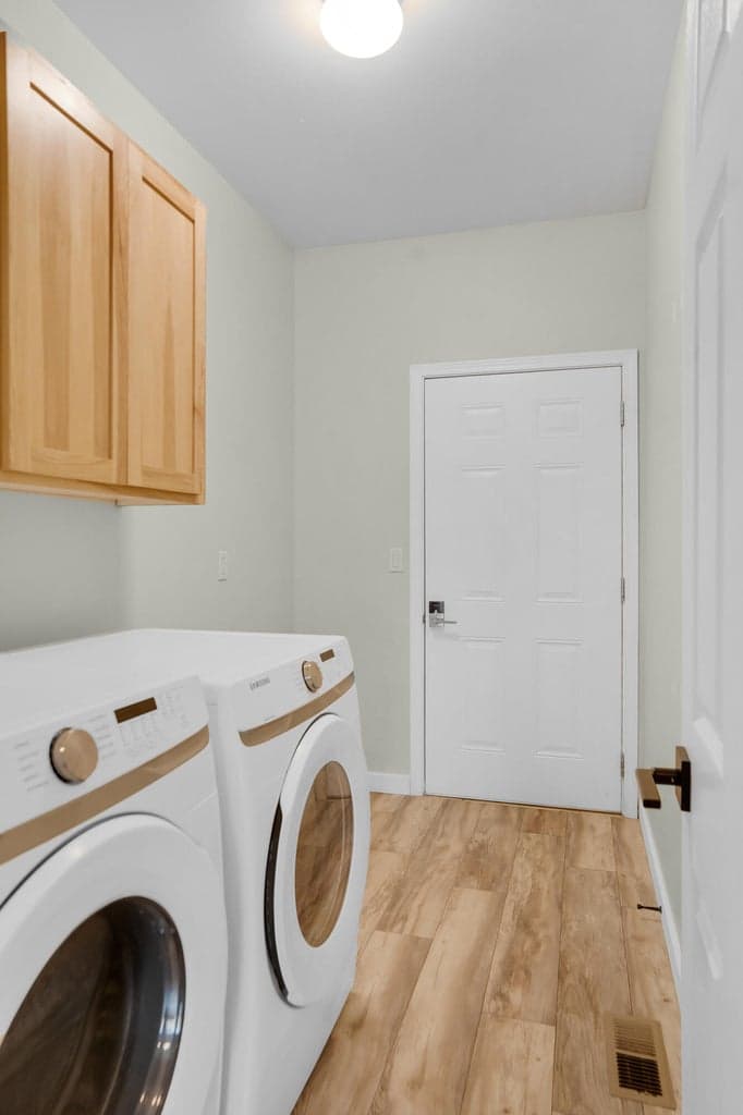 Photo of 63277 Stonewood Drive 17 of 35