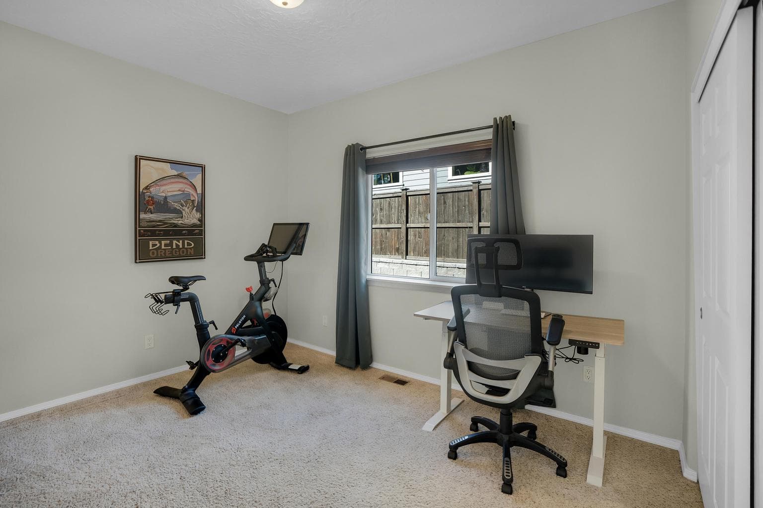 Photo of 63277 Stonewood Drive 21 of 35