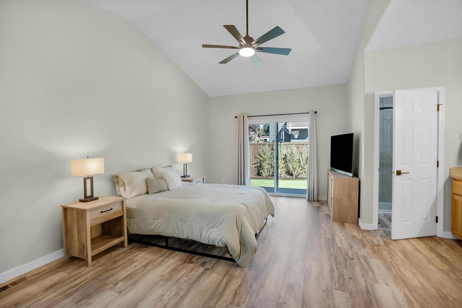 Photo of 63277 Stonewood Drive 24 of 35