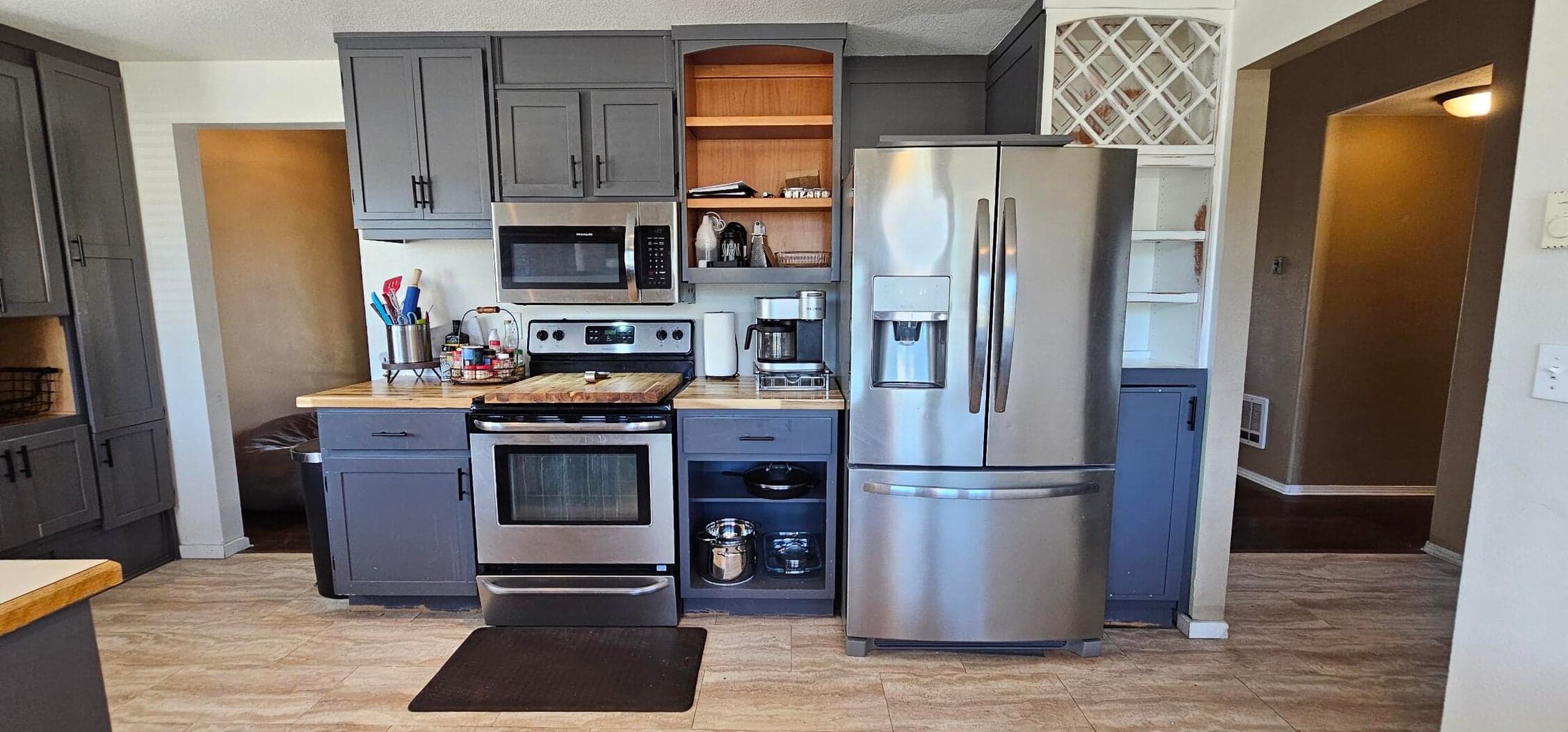 Photo of 2151 SW 28th Street 10 of 28