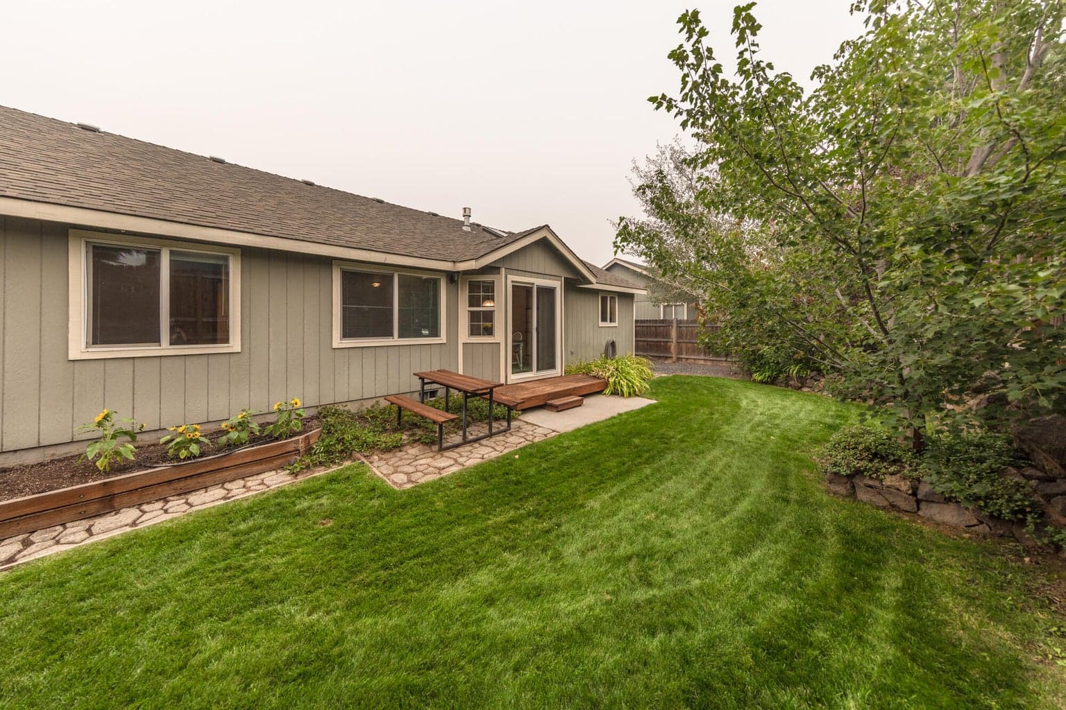 Photo of 3325 NE Mendenhall Drive 16 of 20