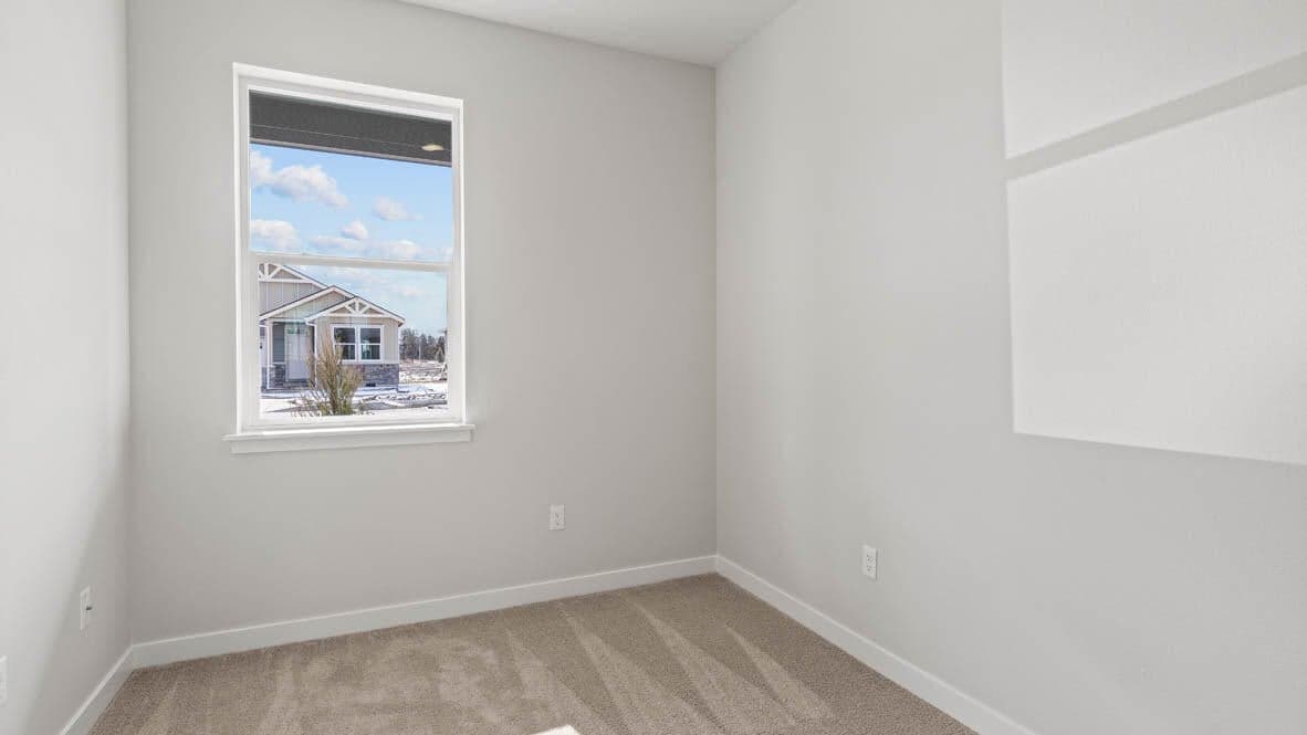 Photo of 21644 SE Fuji Drive 12 of 26