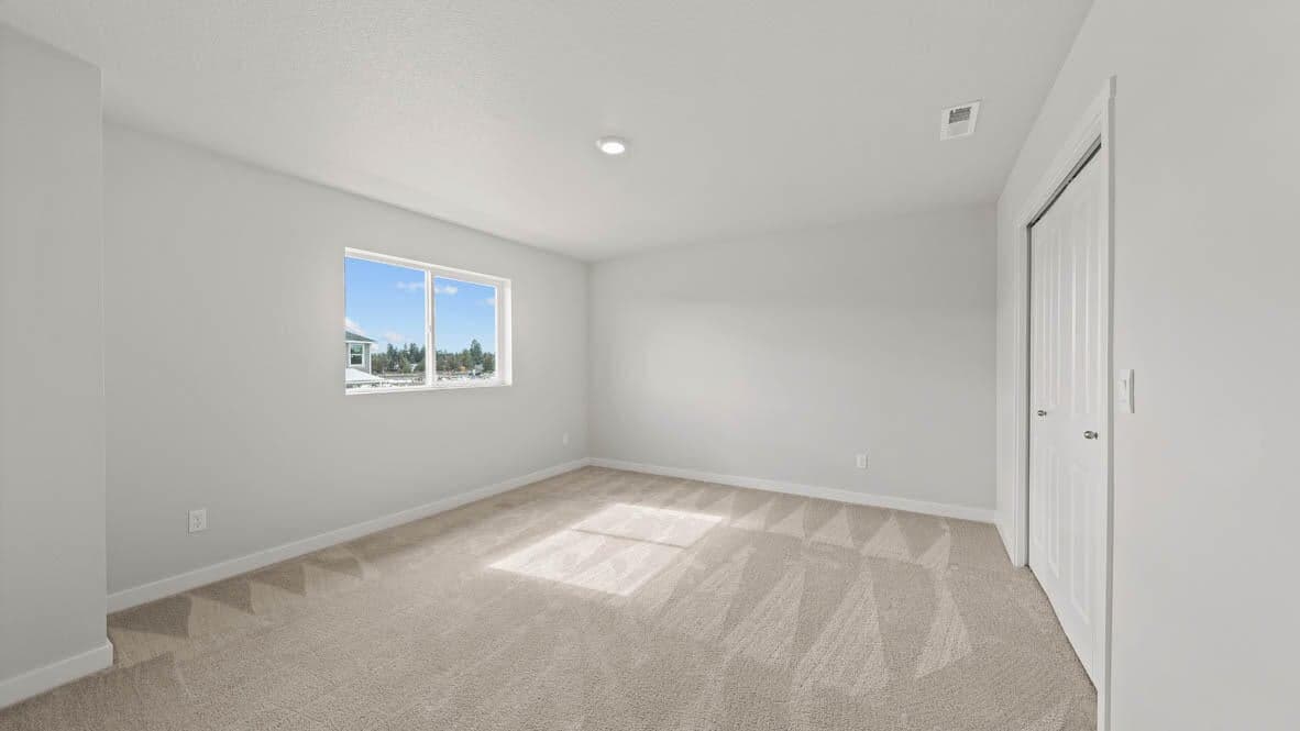 Photo of 21644 SE Fuji Drive 24 of 26
