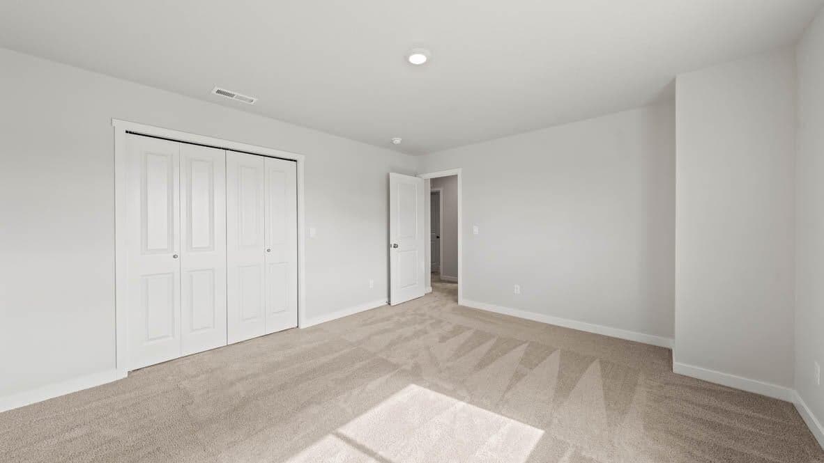 Photo of 21644 SE Fuji Drive 25 of 26