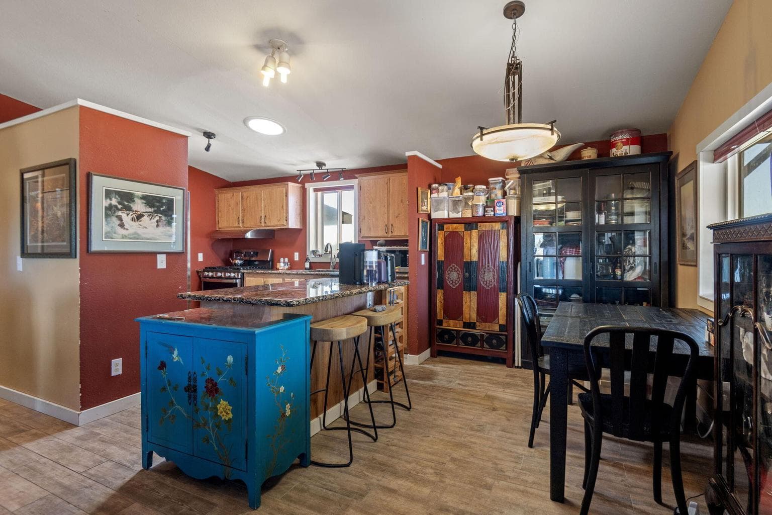 Photo of 12510 SW Geneva Road 11 of 48