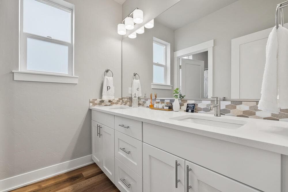 Home is virtually staged. Ask about our design options.