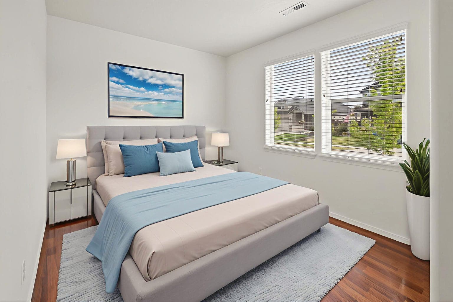 Photo of 2443 NW Ivy Way 20 of 33