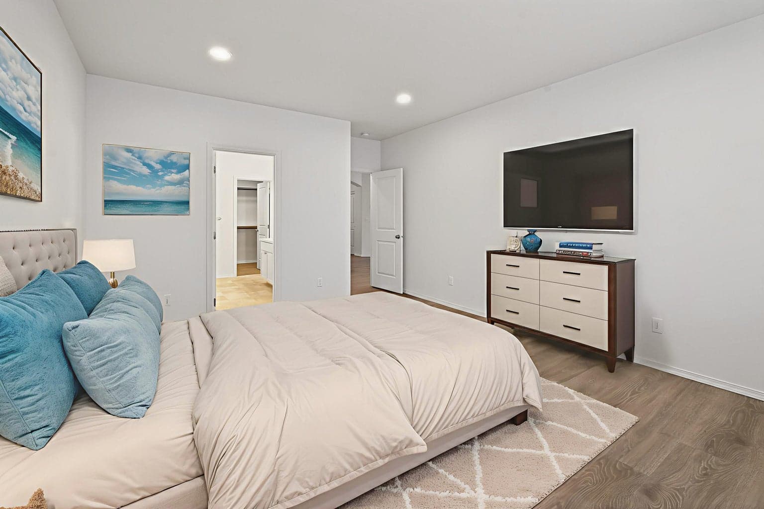 Photo of 2443 NW Ivy Way 14 of 33