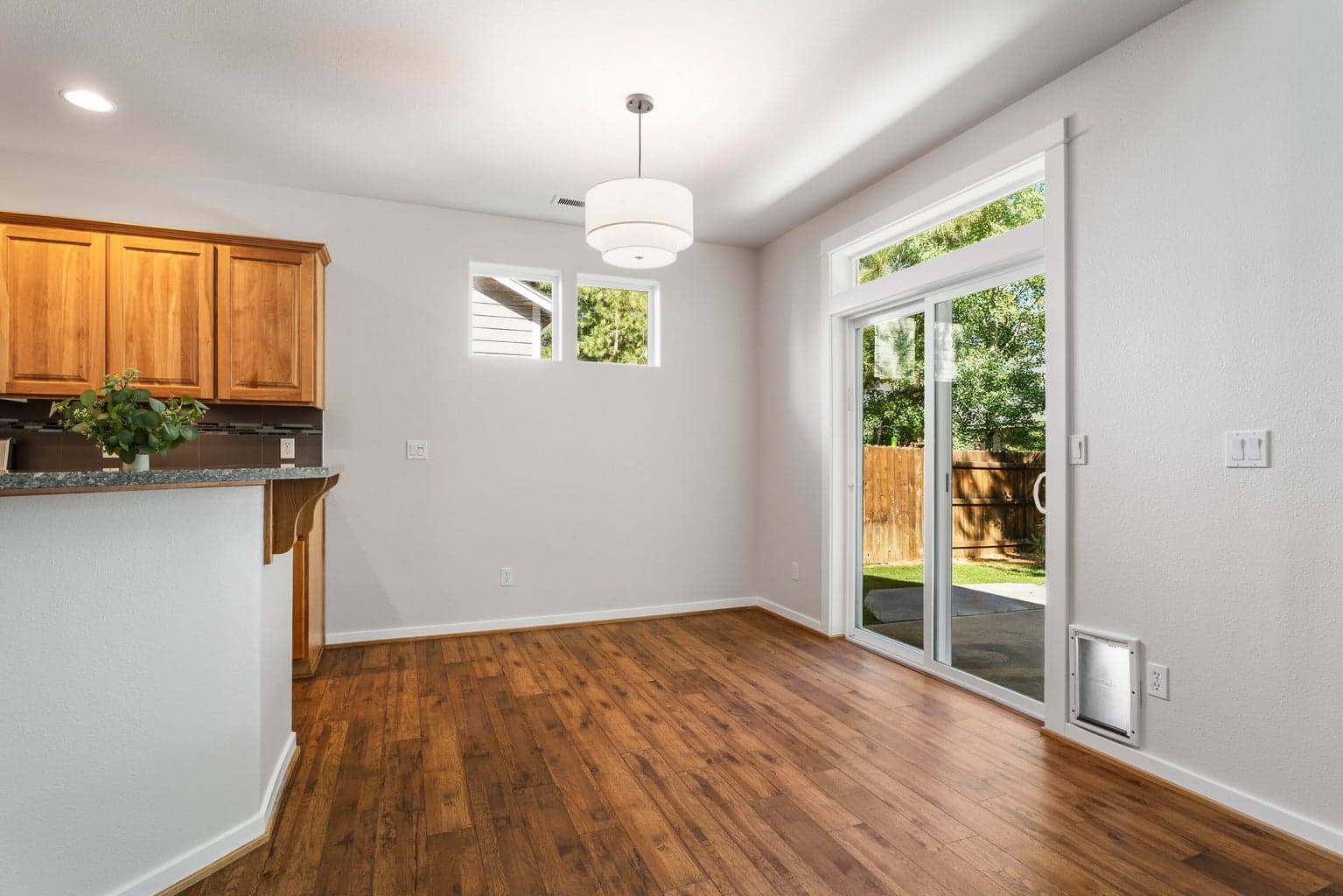 Photo of 1642 W Hill Avenue 10 of 44