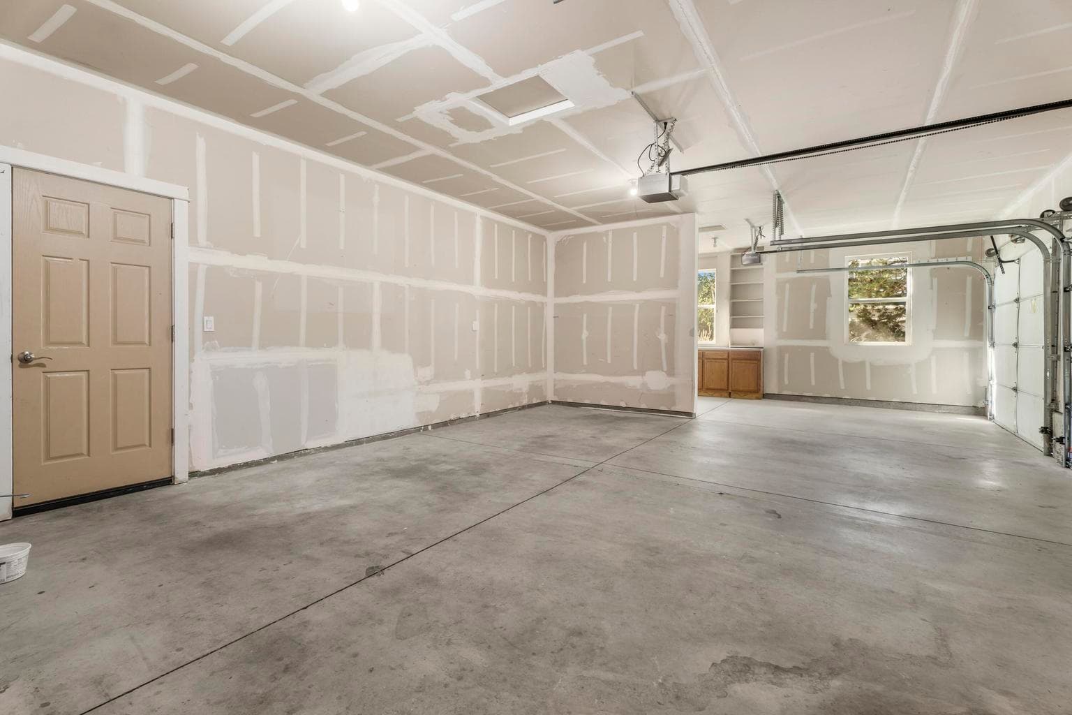Photo of 1642 W Hill Avenue 24 of 44