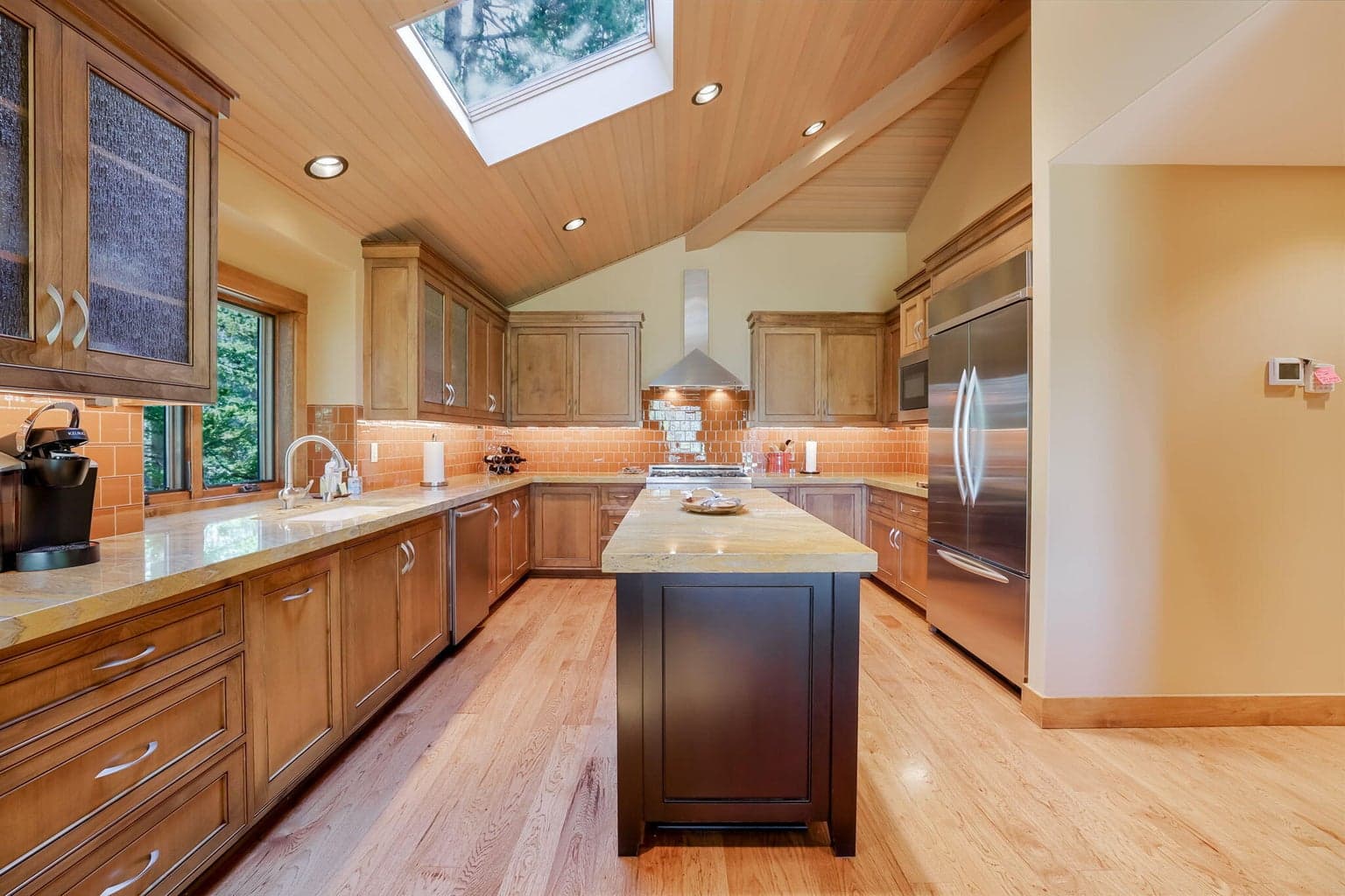 Photo of 17634 Goldfinch Lane 10 of 64