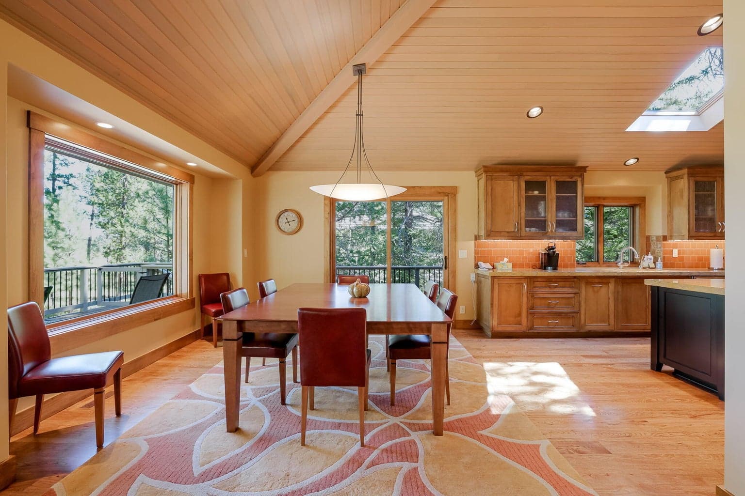 Photo of 17634 Goldfinch Lane 12 of 64