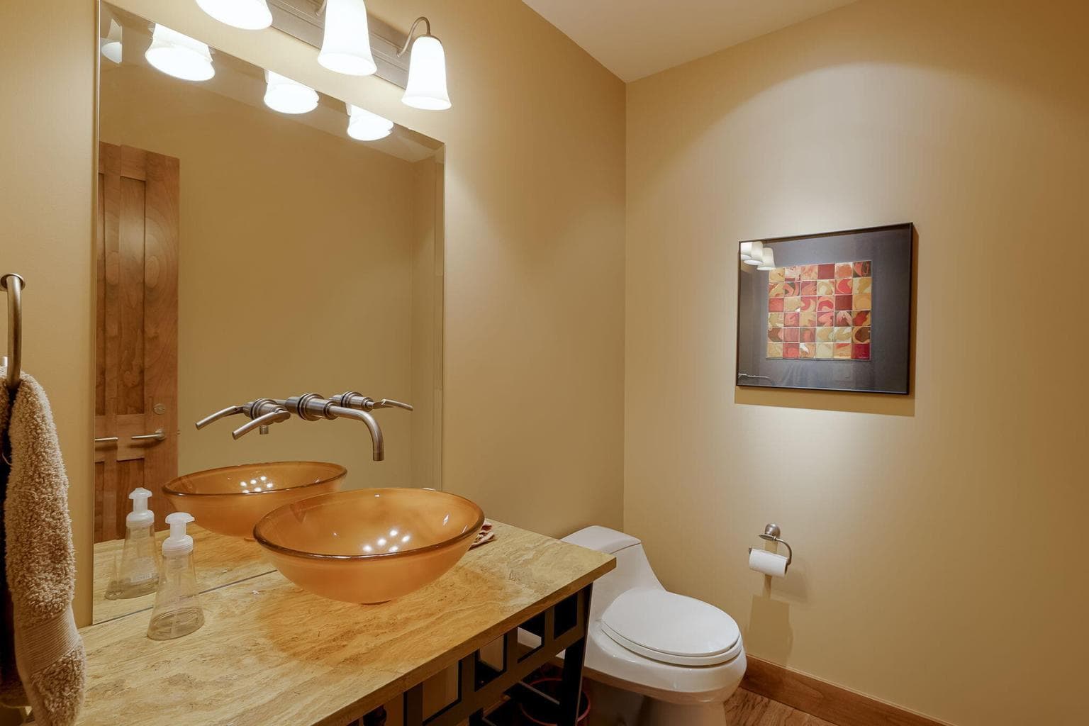 Photo of 17634 Goldfinch Lane 15 of 64