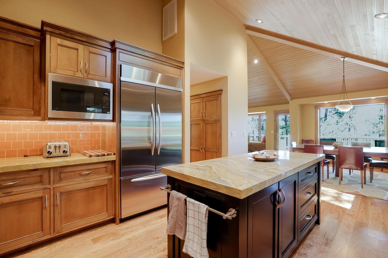 Photo of 17634 Goldfinch Lane 16 of 64