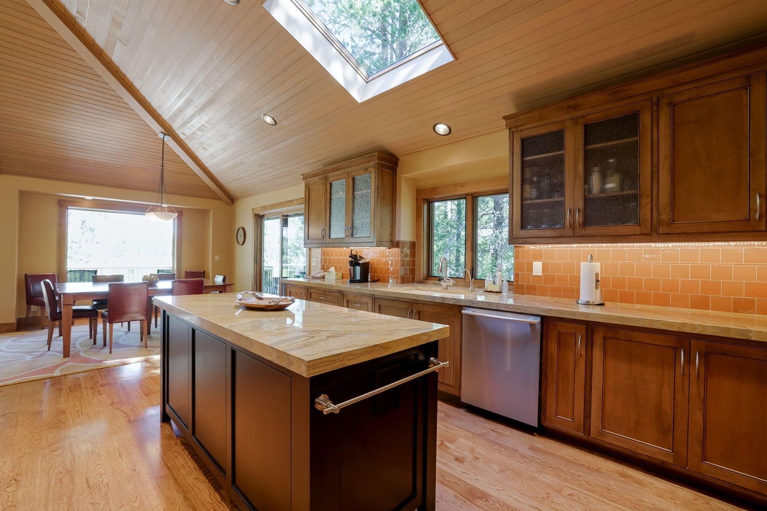 Photo of 17634 Goldfinch Lane 20 of 64