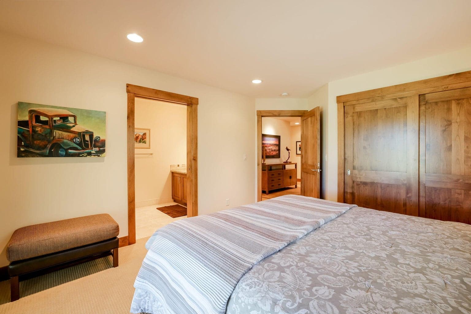 Photo of 17634 Goldfinch Lane 29 of 64