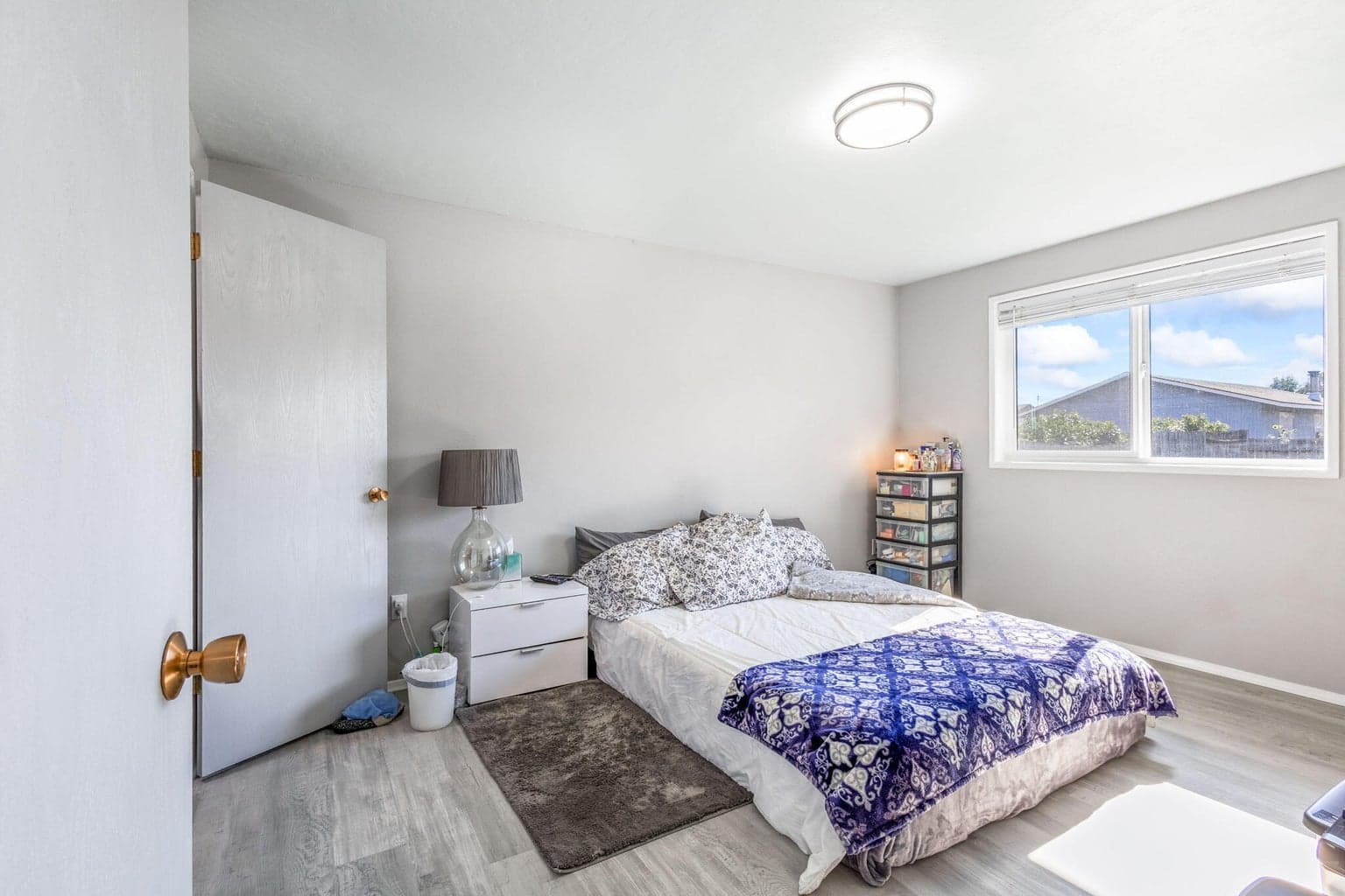 Photo of 216 NE 9th Street 12 of 35