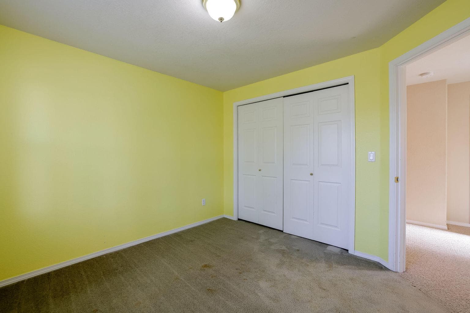 Bedroom #1