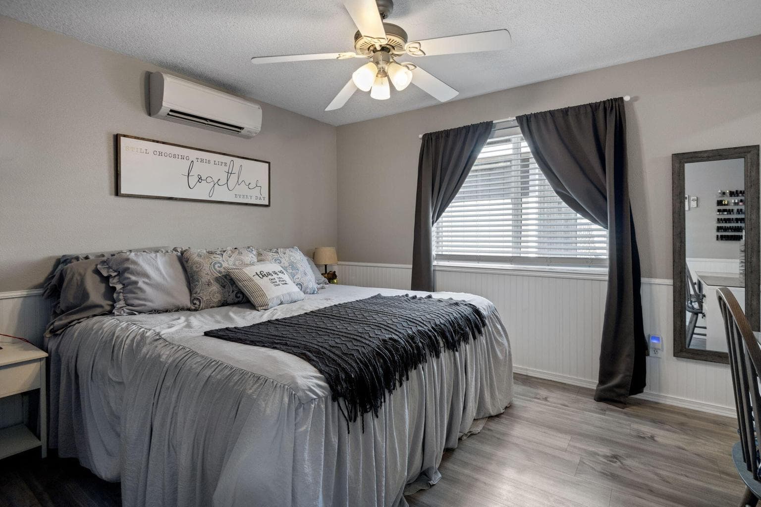 Photo of 1530 NE Larry Court 8 of 19
