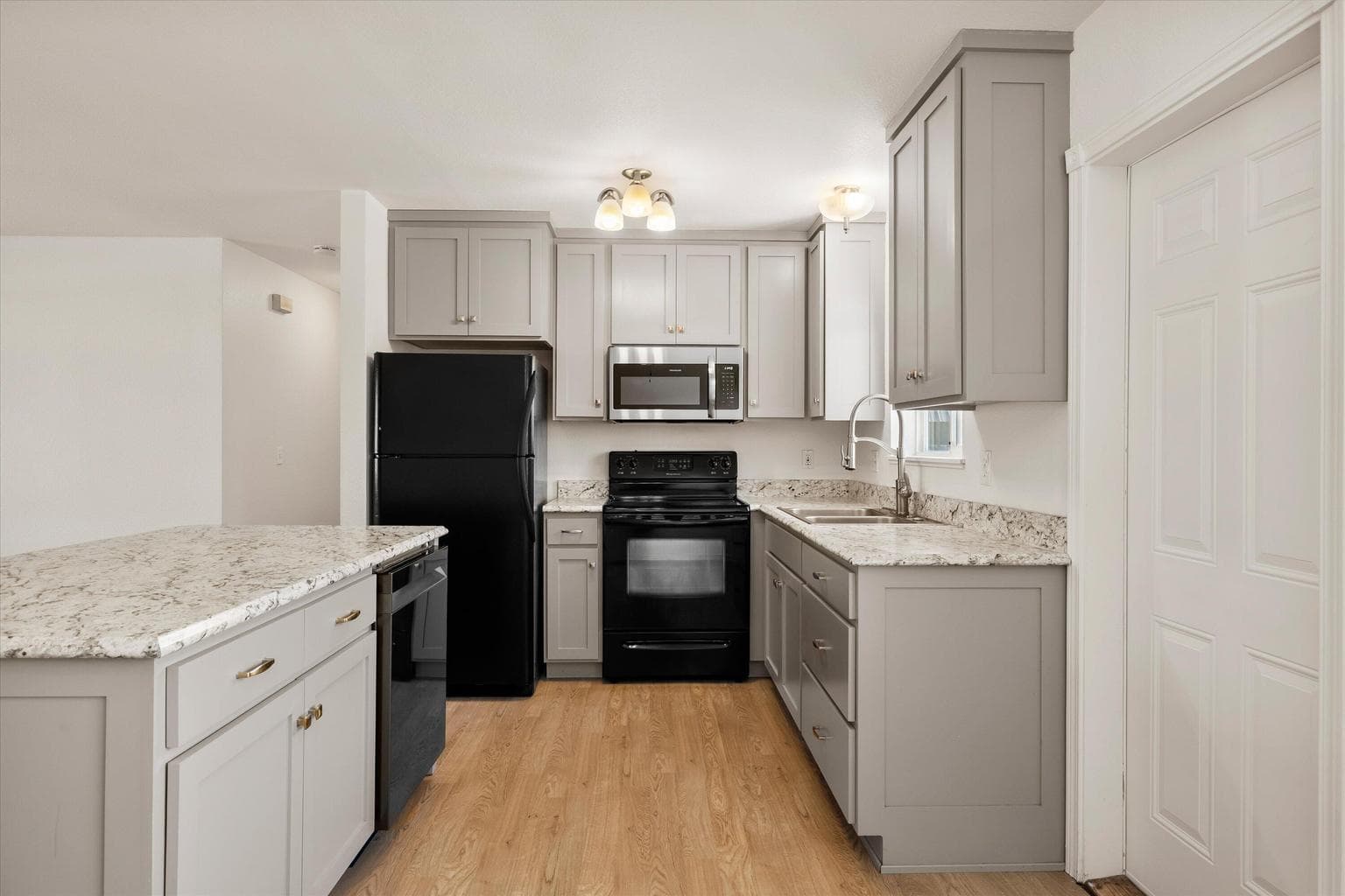 Photo of 3016 SW Pumice Place 10 of 23