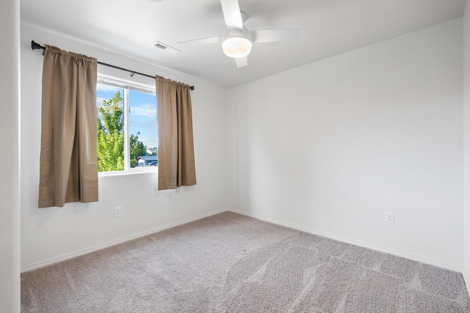 Photo of 21184 Darnel Avenue 17 of 24