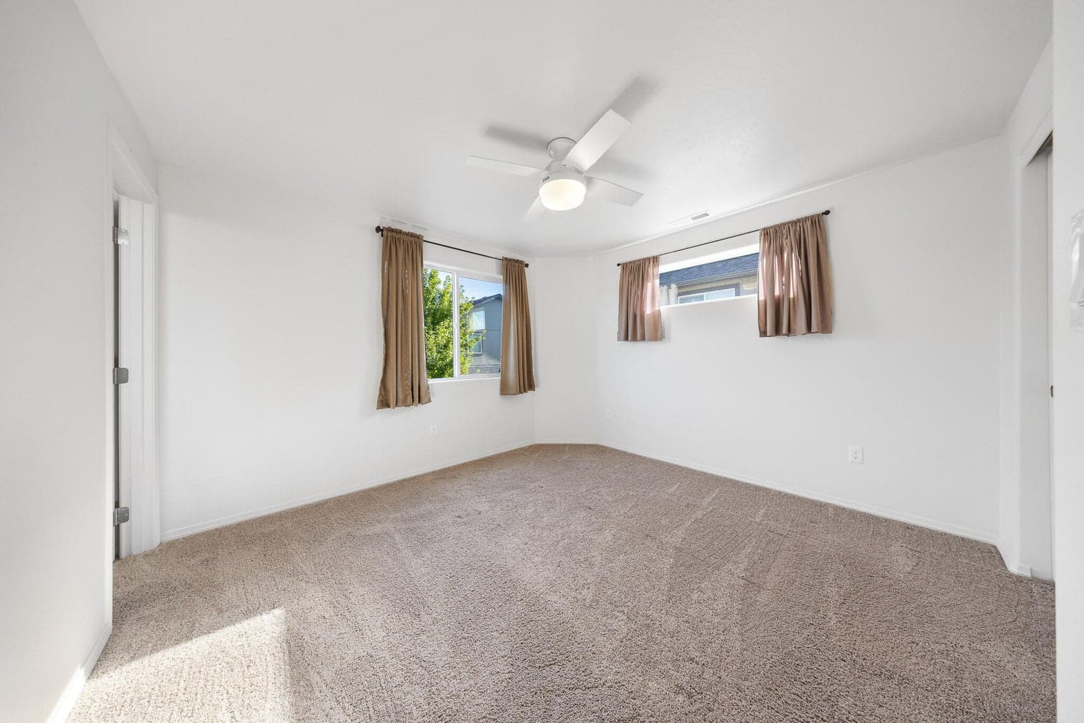 Photo of 21184 Darnel Avenue 20 of 24