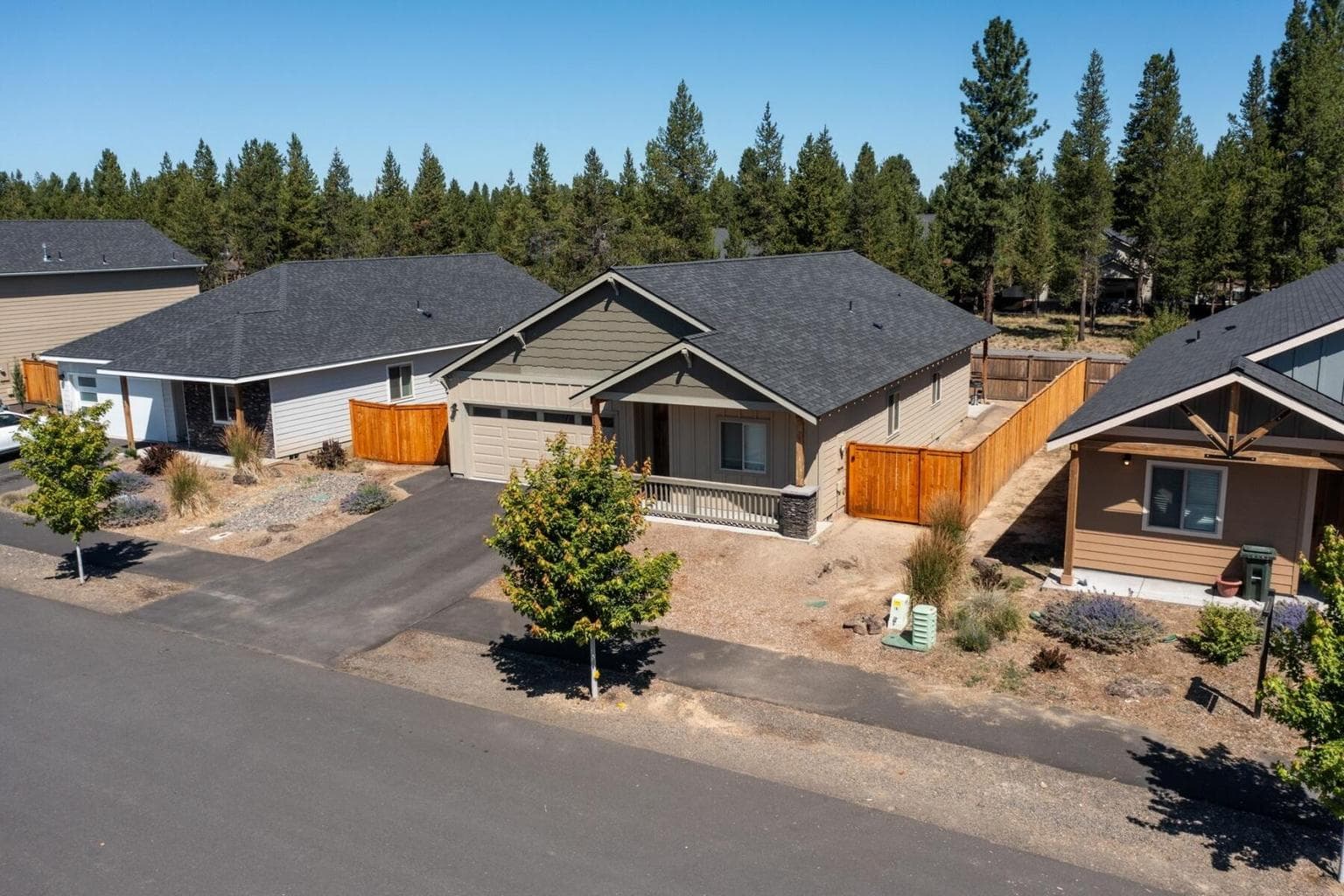 Photo of 16528 Pine Creek Drive 28 of 31