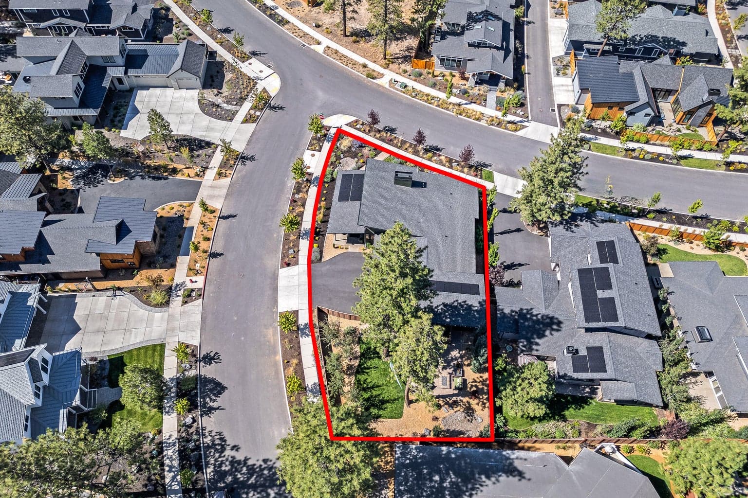 Photo of 3057 Blodgett 4 of 38