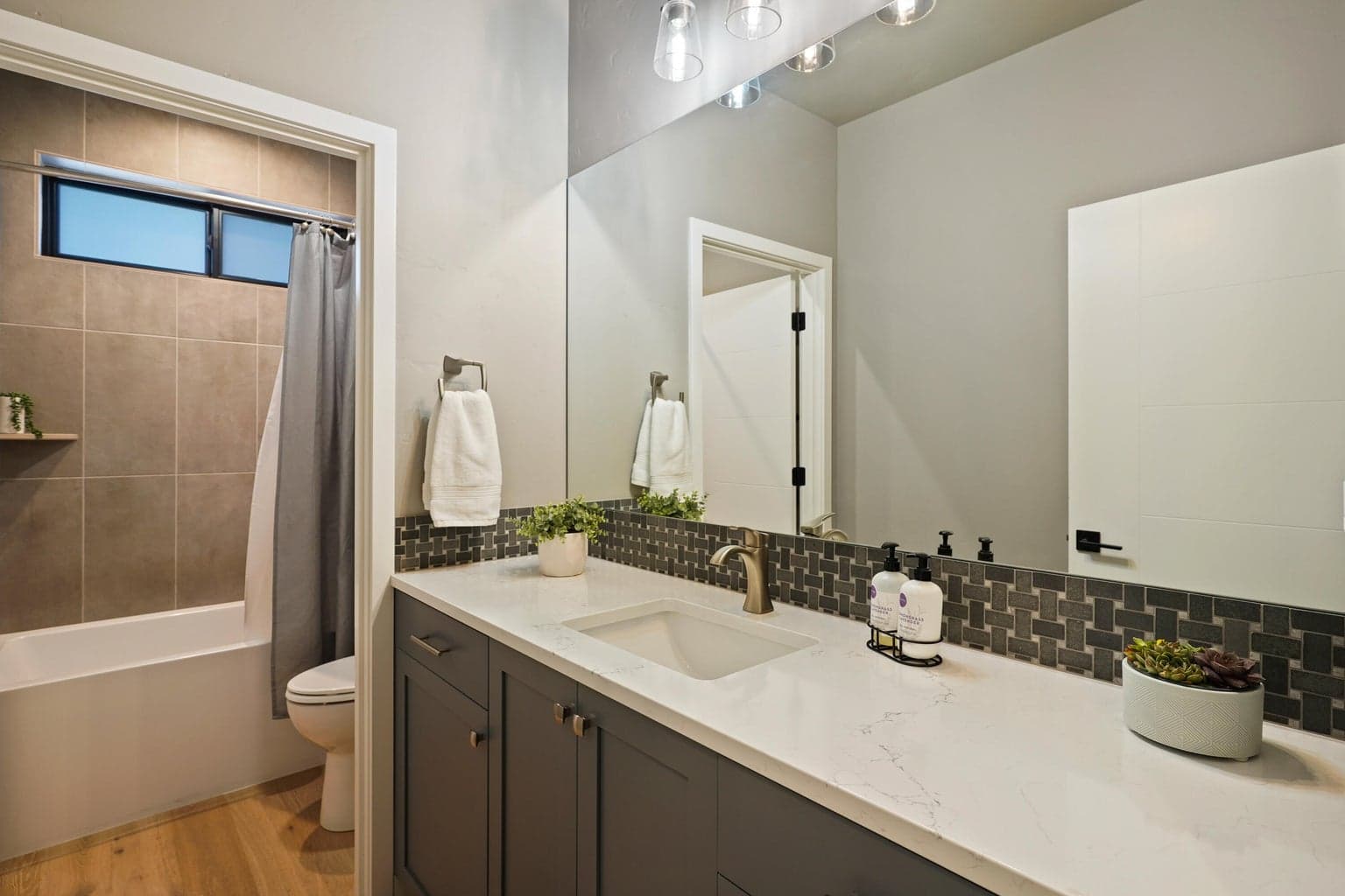 Photo of 3057 NW Blodgett Way 29 of 38
