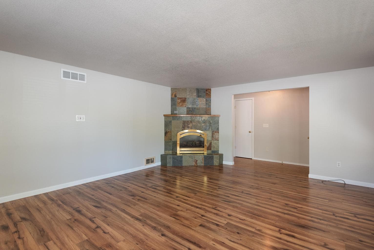 Photo of 700 NE Shelley Way 10 of 23