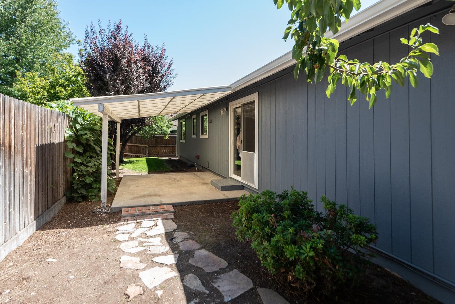 Photo of 700 NE Shelley Way 19 of 23