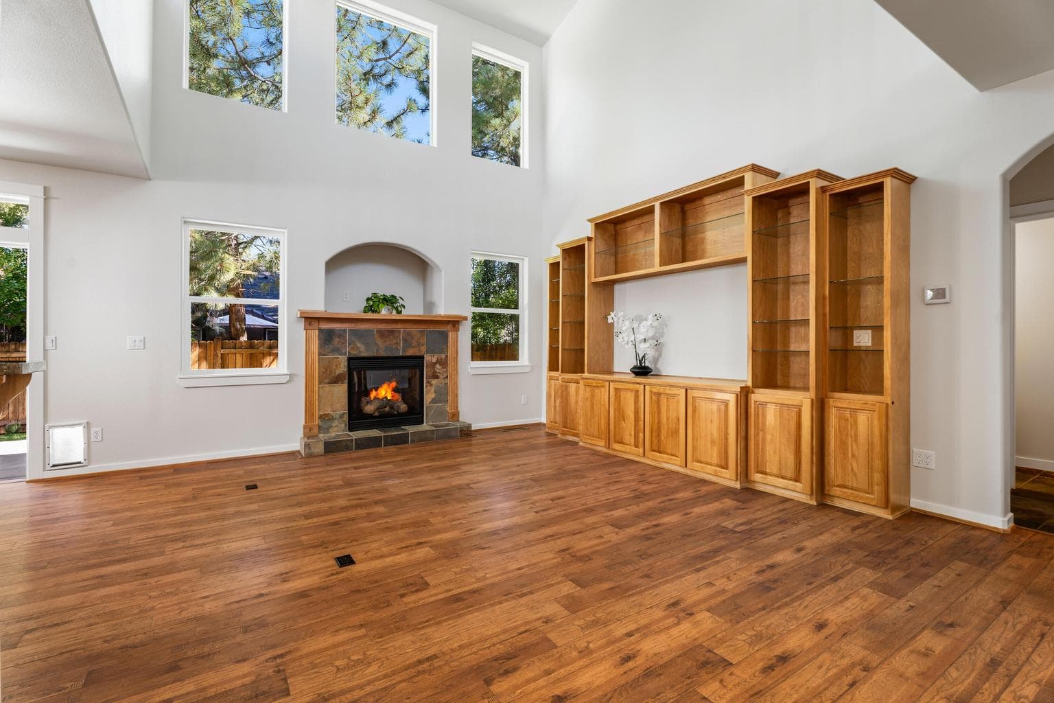 Photo of 1642 W Hill Avenue 6 of 44