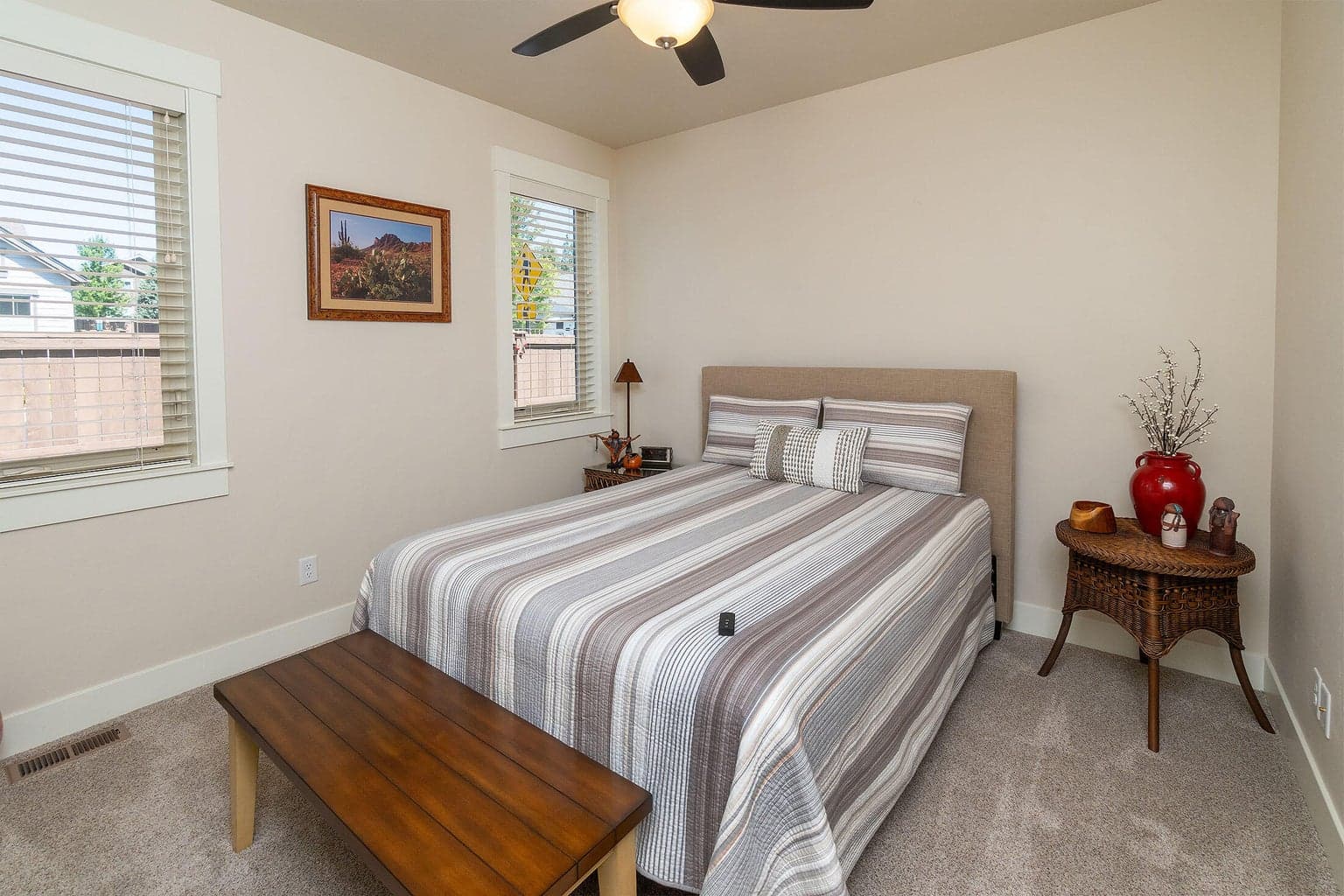 secondary bedroom, queen bed fits comfortably